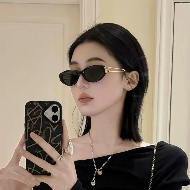 Cross-border Polarized Cat Eye High-end Metal Hollow Temple UV Protection Sunglasses_voghion.com