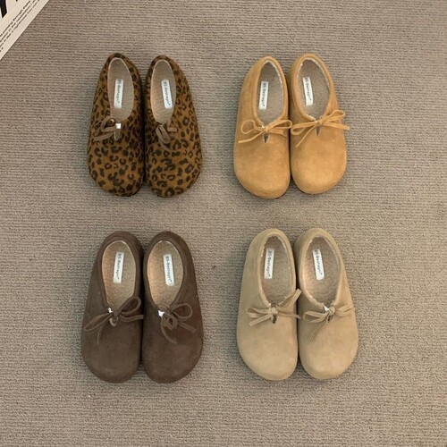 Vintage leather round-toe single women's shoes for spring and autumn, new large head brogues for girls, flat sole one-pump casual bean-toe shoes