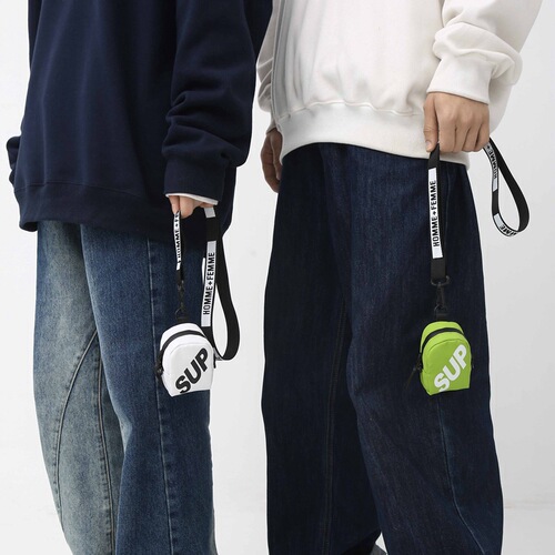 Japanese ins cool mini crossbody shoulder bag Hong Kong style coin key bag card bag hanging neck Bluetooth headphone bag
