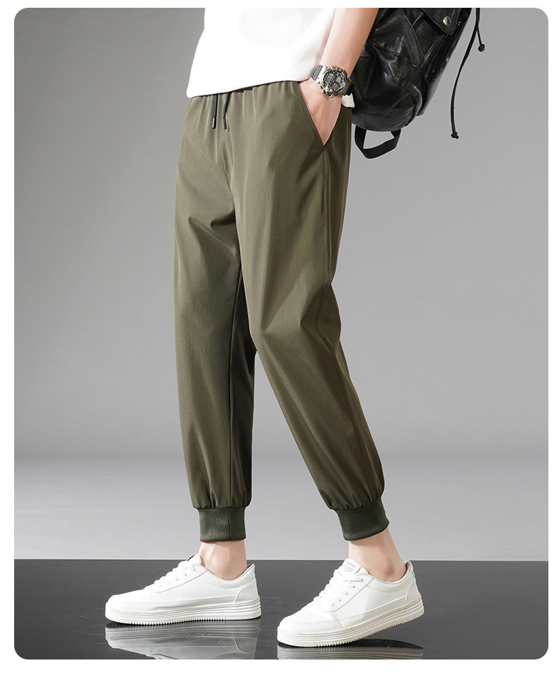 569 ног в военно-зеленом переплете