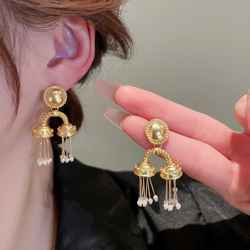 38g Weight Artificial Pearls, Zircon Inlay Material Drop Earrings Classification 1 Pair Quantity Daily Occasion Copper Material Heart Shape, Flower, Bow Knot Pattern Women'S Gender Plating Design Fashion Style 1 Pair Fashion Heart Shape Flower Bow Knot Copper Plating Artificial Pearls Zircon Drop Earrings 3