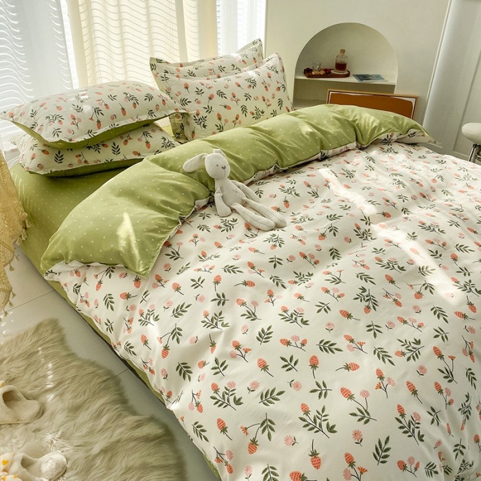 Engrosado cepillado de cuatro piezas dormitorio de un solo estudiante de tres piezas simple sábana colcha cubierta regalo ropa de cama al por mayor