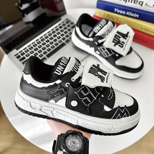 Niche design black warrior version bread shoes casual new national fashion brand dad shoes sports skateboard shoes live broadcast shoes