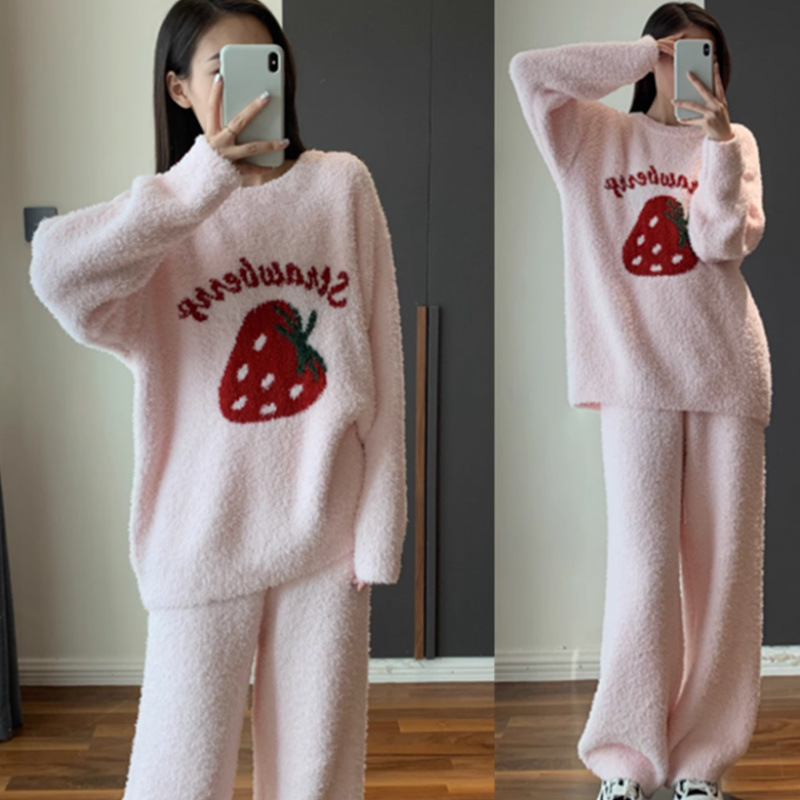 반쪽 벨벳 딸기 잠옷 여성의 가을과 겨울 둥근 목 풀오버 긴 소매 긴 길이 홈 의류 세트 인터넷-유명한 하이 엔드 센스 슬리브