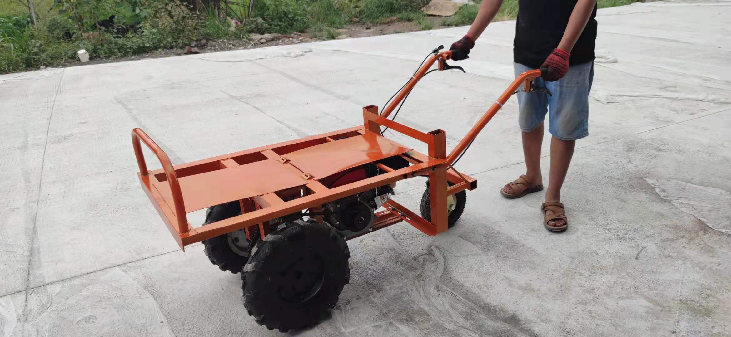 엔진이 없는 일반 이중 바퀴