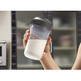 日本进口摇摇杯健身运动蛋白粉奶昔杯奶茶杯酵素酸奶杯带盖奶昔杯