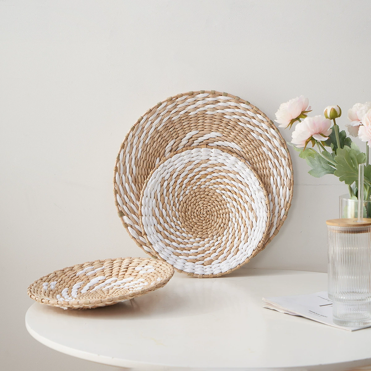 Плетеные настенные украшения ручной работы в этническом стиле для гостиной и спальни, тщательно отобранные из разных стран мира.