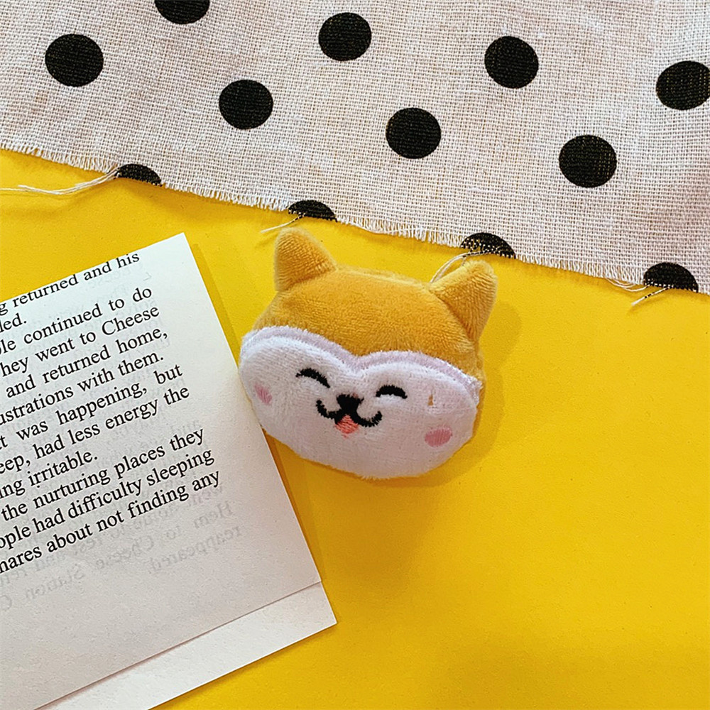 Tengyi original lindo muñeco de peluche broche pin chica mochila joyería Decoración Accesorios dibujos animados insignia al por mayor