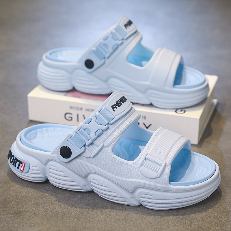 Sandalias para uso exterior de verano de los hombres 2025 nuevo estilo antideslizante y resistente al desgaste