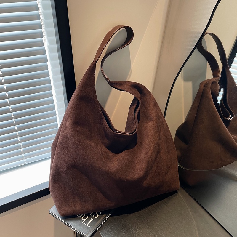 Moda coreana retro bolso de viaje para mujeres 2024 otoño y invierno nuevo gran capacidad de alta sensación de hombro bolso axilar