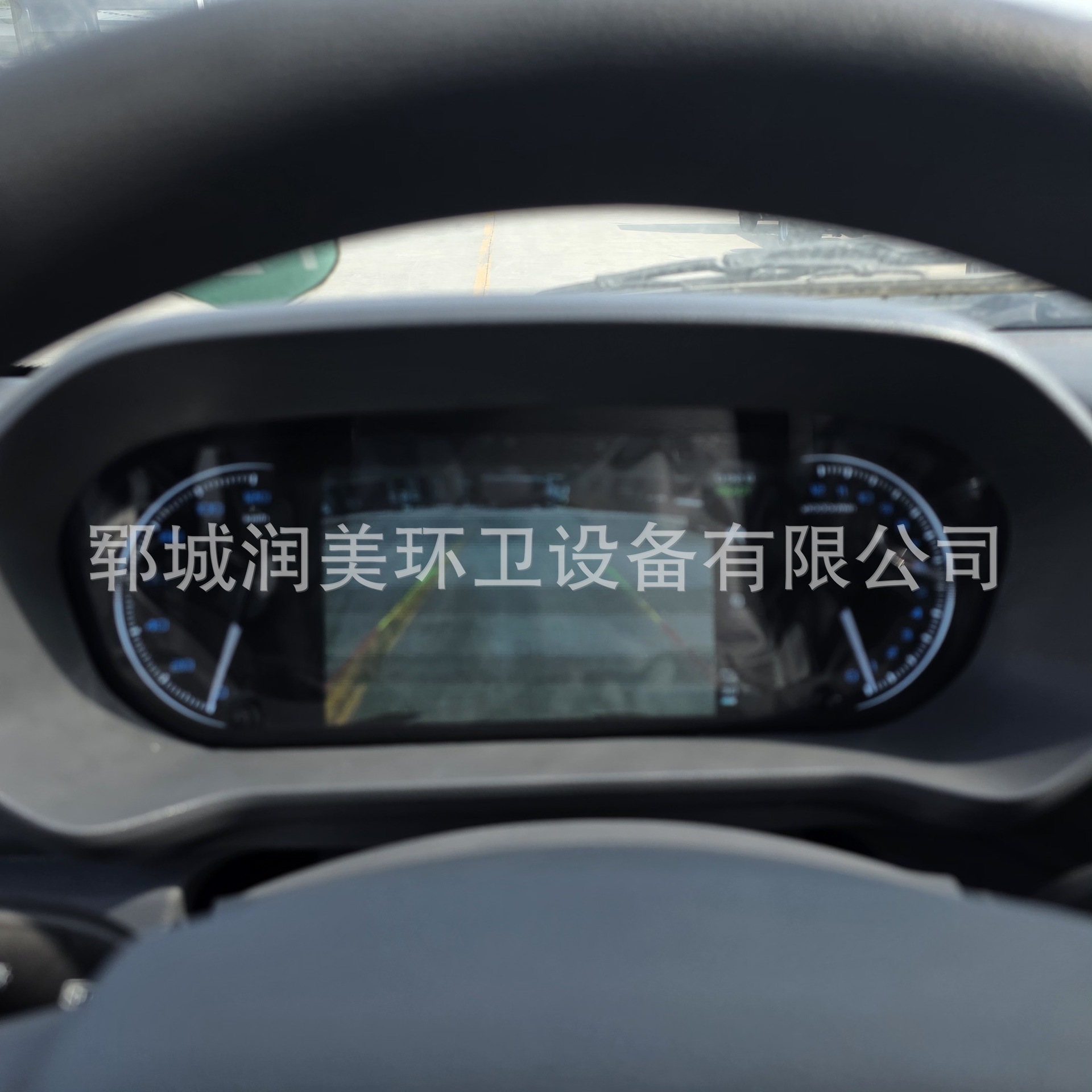 Electric Three-Wheel Garbage Truck with Self-Loading and Unloading Function, 6 Cubic Meters, for Property Management and Community Waste Transport