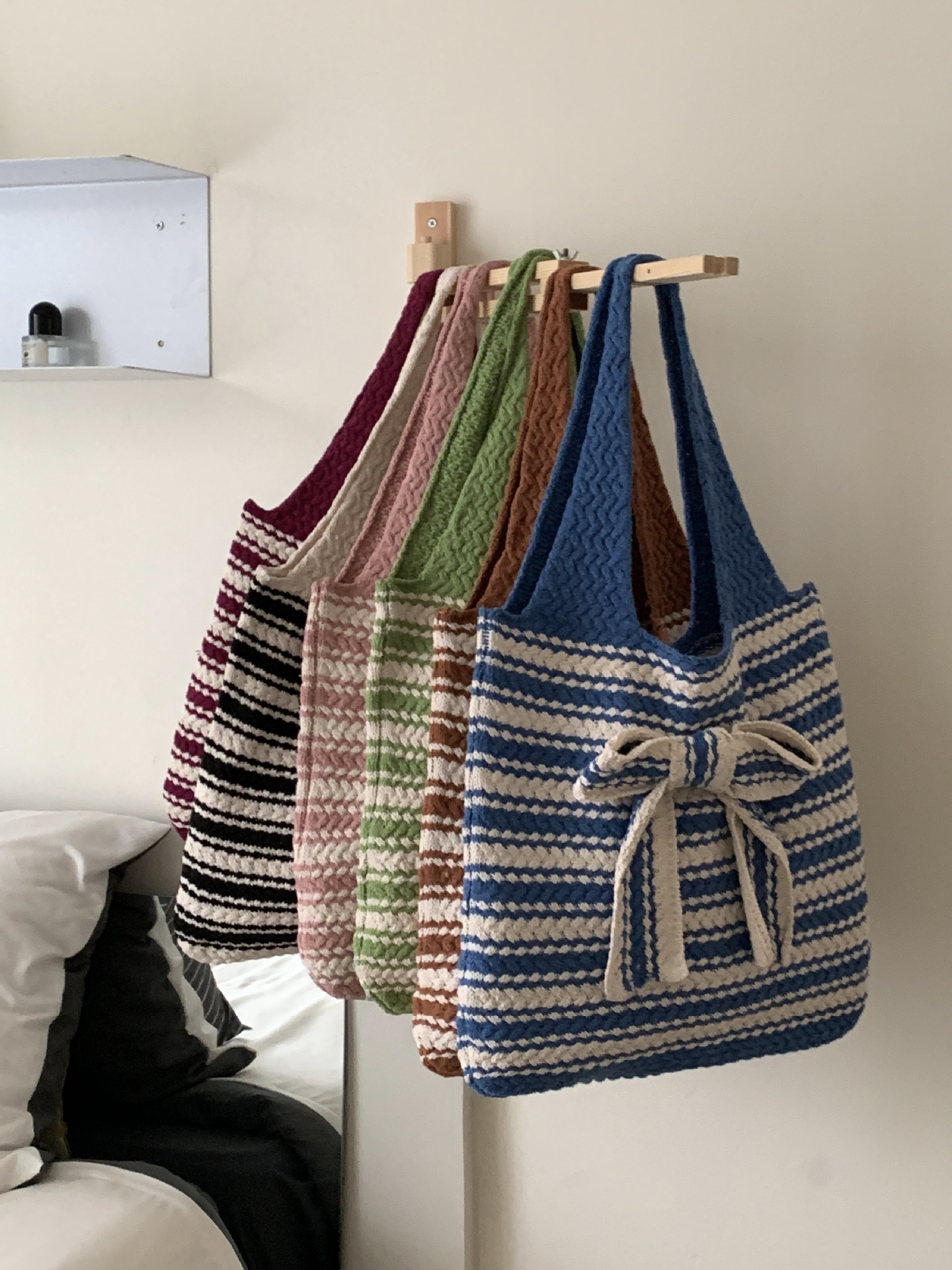 378g Weight Polyester Lining Material Weave Fashion Element Open Closure Type Double Shoulder Straps Strap Type Shoulder Bag Bags Type Travel, Daily Occasion Polyester Material Stripe, Bow Knot Pattern All Seasons Season Women's Gender Vintage Style Style Medium Size Women's Medium Polyester Stripe Bow Knot Vintage Style Weave Open Shoulder Bag 12