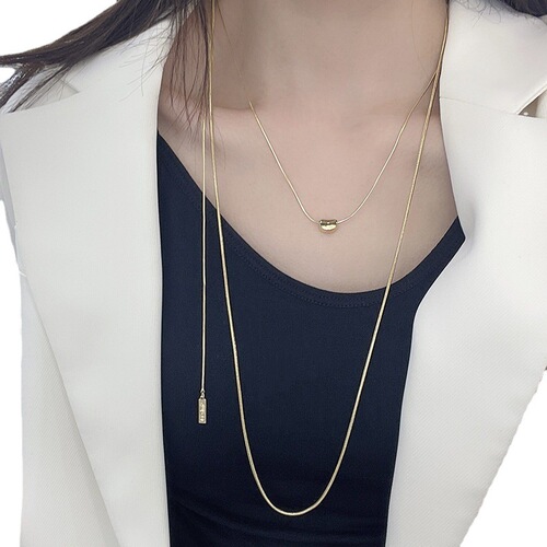 Minimalist Long Snake Bone Chain with Layered Design, Light Luxury Freshwater Pearl Necklace, High-End Women's Sweater Chain, Wholesale