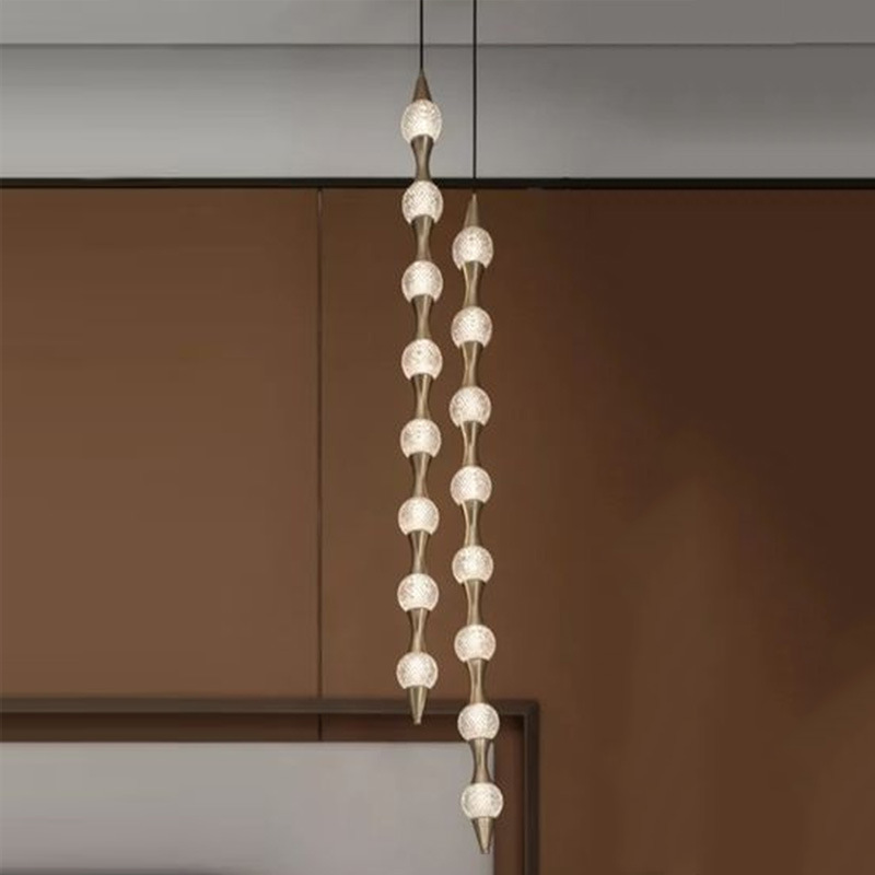 Fondo de sala de estar de Jianji candelabro creativo de fondo de tira larga de lujo moderno candelabro de pared de fondo sensación de dormitorio cama pequeña cabeza ligera de alta calidad simple