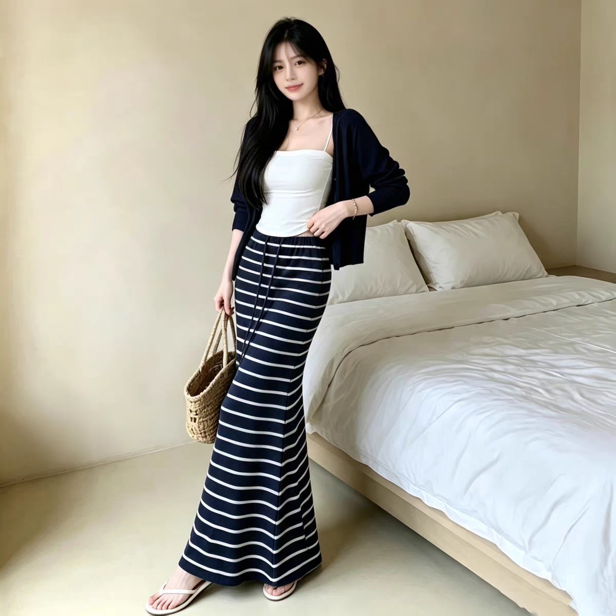 夏季休闲套装内搭吊带女高腰做法开衫三件套原版长袖条纹长裙兔毛