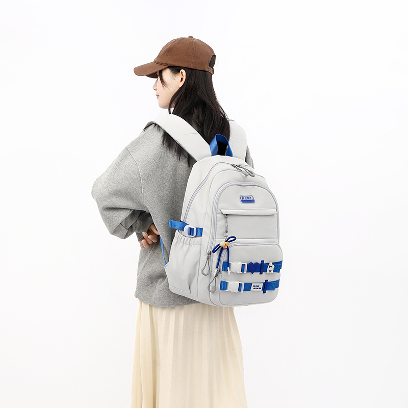 Nueva mochila mochila casual mochila coreana estilo de estilo de mujer alta sensación de viaje ligero mochila nicho diseño