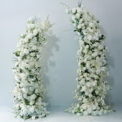 白い牛の角のアーチの花の結婚式のdiyの装飾の花の芸のプロポーズの結婚の配置のシミュレーションの花の造花の撮影の背景