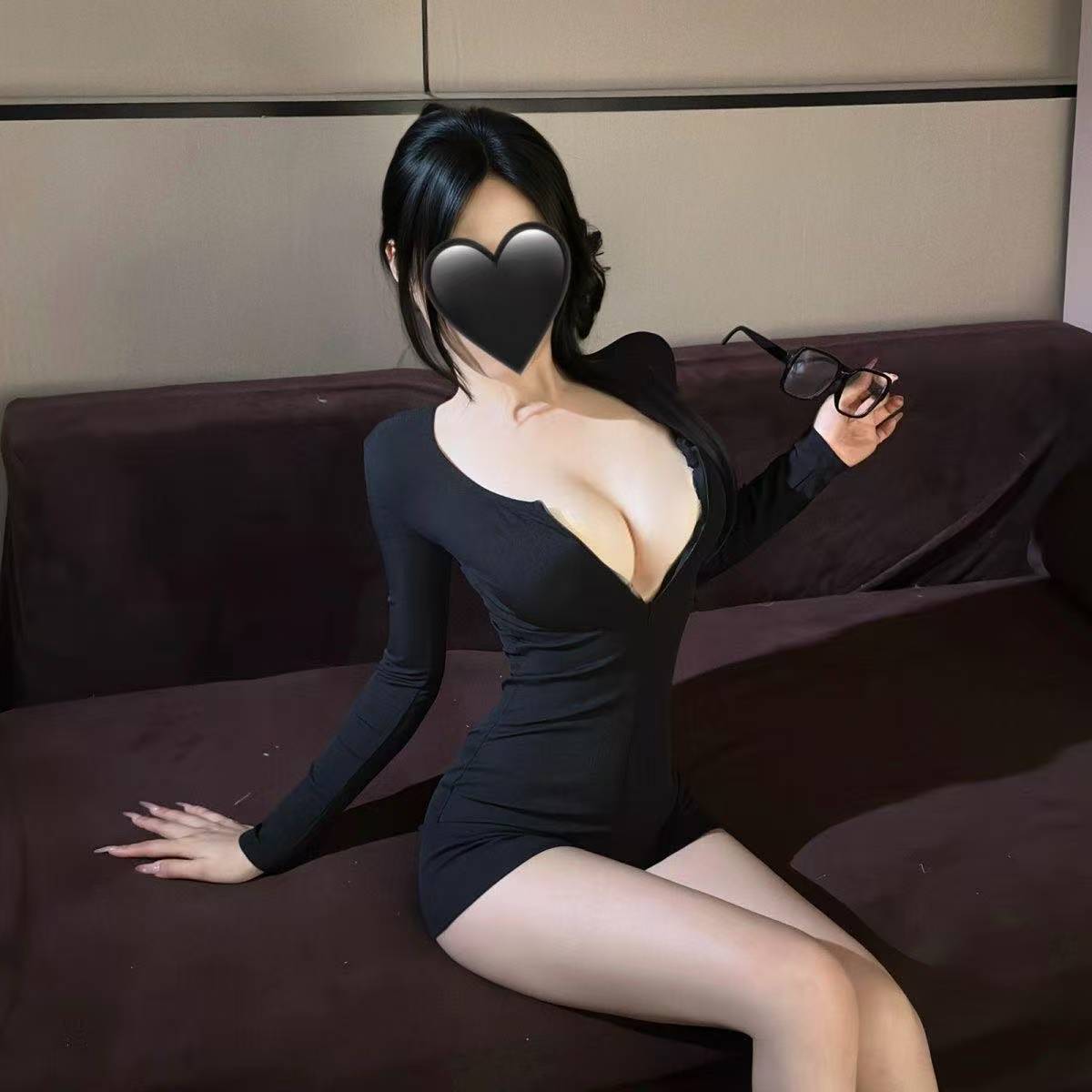 Open-Crotch Zippered One-Piece Lingerie Set, Slim Fit Polyester, Black — detail image 3