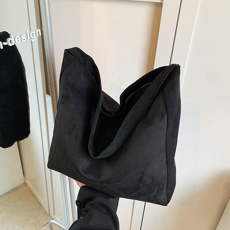 2024 nuevo coreano bolso de camisa debajo de la axila correa de hombro ancha viento lento gran capacidad bolso de color sólido bolso de hombro de cuero suave