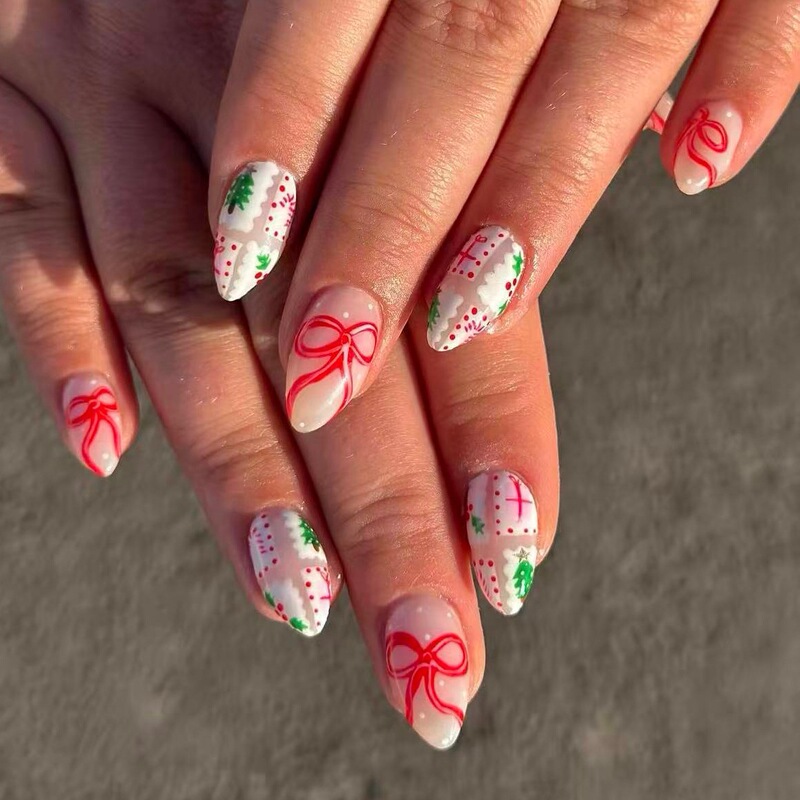 Christmas Manicure Export Sweet Red Bow Colorful Christmas Pattern Ins Christmas Tree Red and Green Color Matching Nails