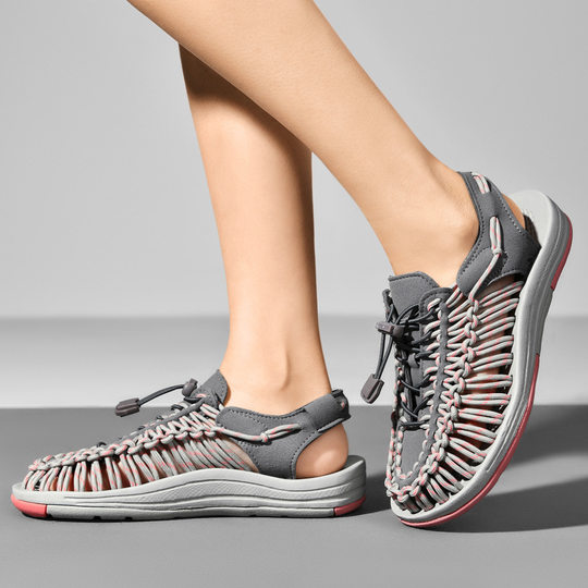 2025 Summer Popular Korean Style Trendy Hand-Woven Roman Sandals Sports Thick-Soled Breathable Casual Beach Sandals for Men and Women