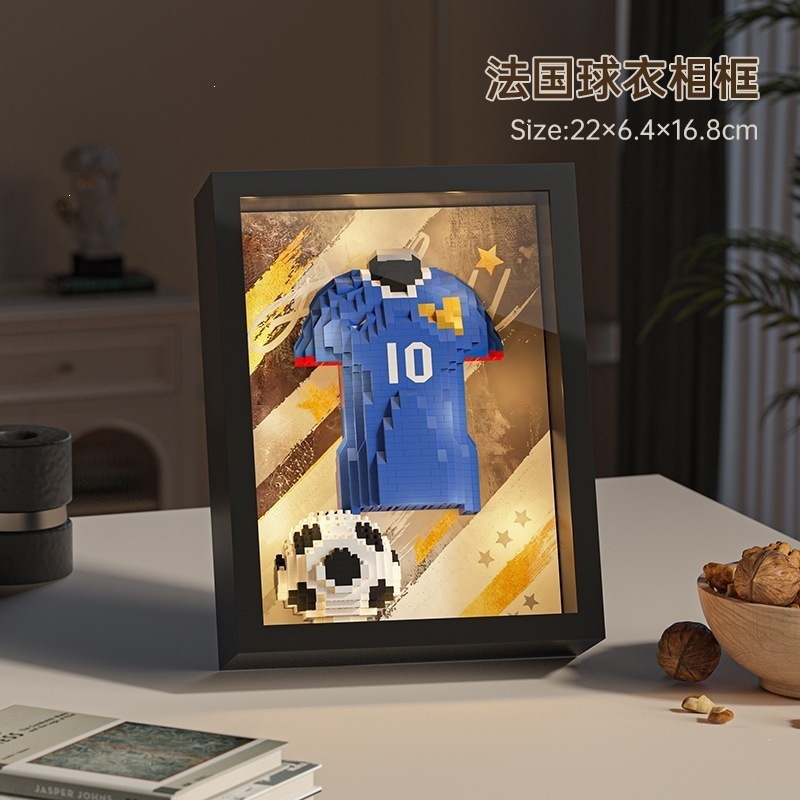 Recuerdo de la Copa del Mundo transfronteriza Fútbol Camiseta de la Copa del Mundo de Potencia Juguetes de decoración de figuras deportivas