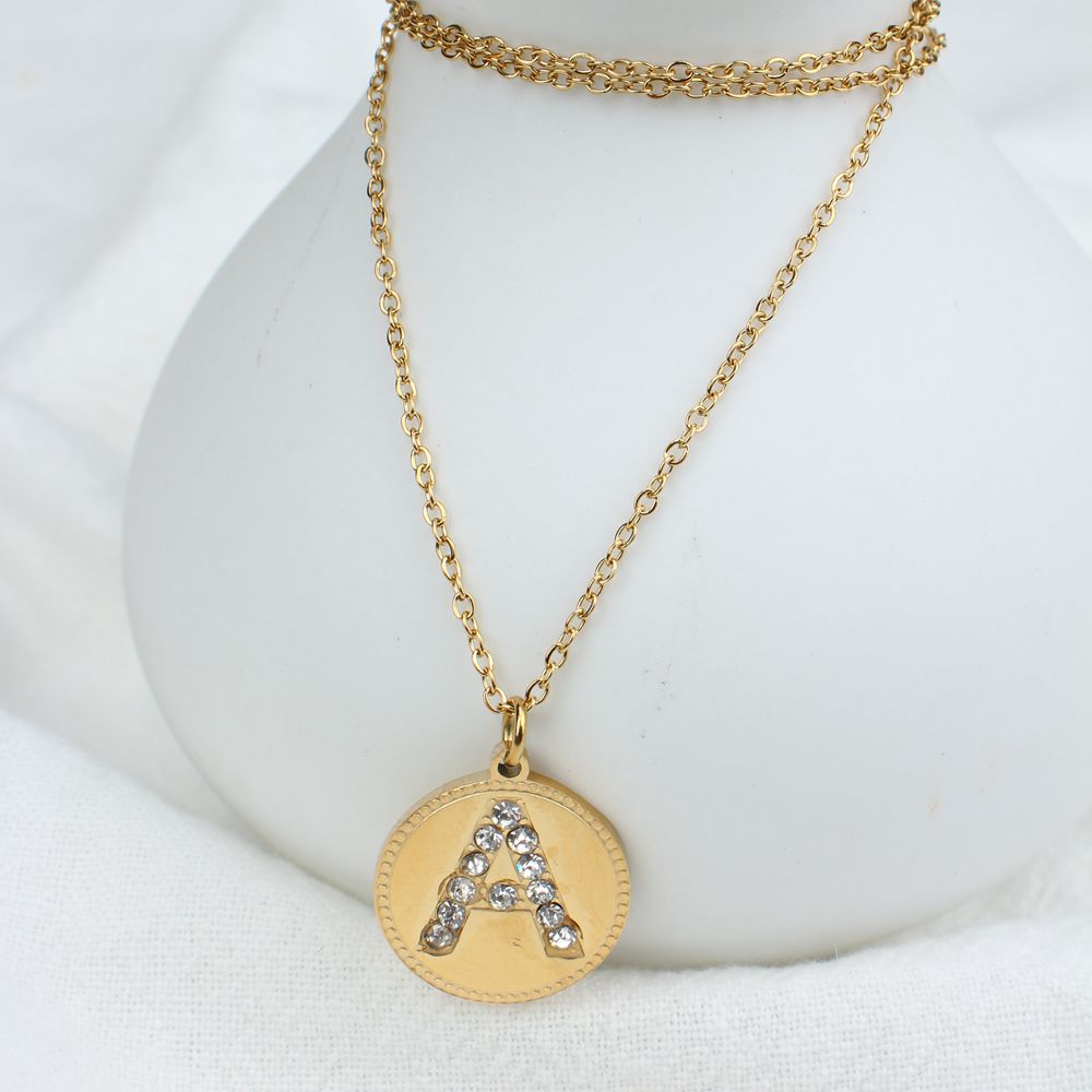 Collier En Acier Inoxydable Avec Pendentif Rond Coréen Avec Lettre De Diamant display picture 3