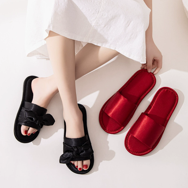 Холодные тапочки женские противоскользящие модные летние праздничные пары шелковые приданые противоскользящие тапочки