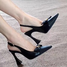 ��ɫһ�֎��пպ����Yɽ�軨��ЬŮ�R���͸�����m�߸�Ьˮ荛�Ь