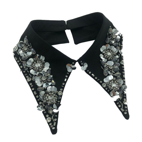 New high-end handmade beaded fake collars for women, versatile fashionable clothing accessories, in large quantities in the factory