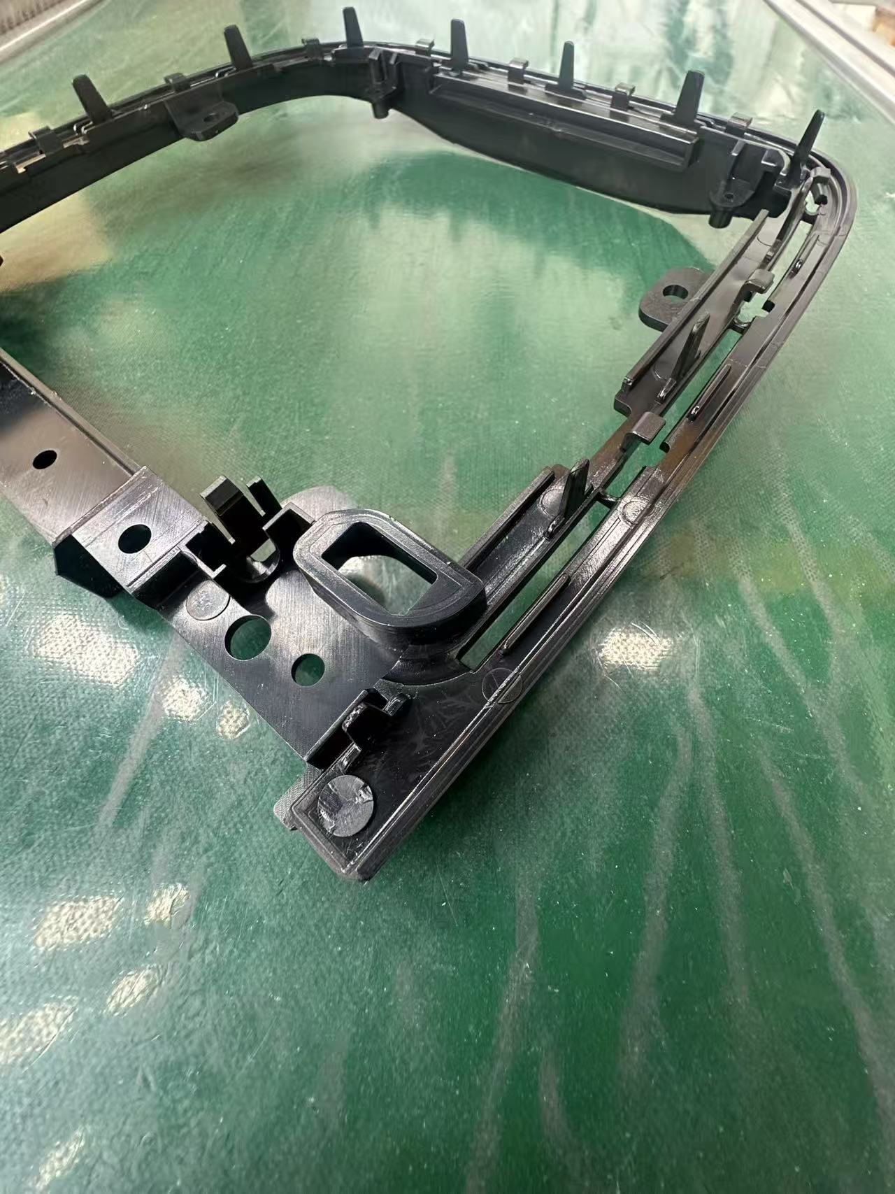Auto Parts Central Control Door Armrest Injection Mold Black Electroplating Parts Injection Mold Car Abs Injection Mold