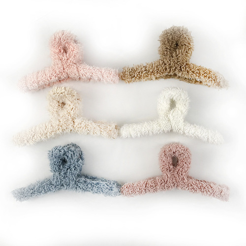 Winter and Autumn Fleece Cross Hair Clips Large Female Influencer Hair Accessories Shark Clips Hairpins for Nape