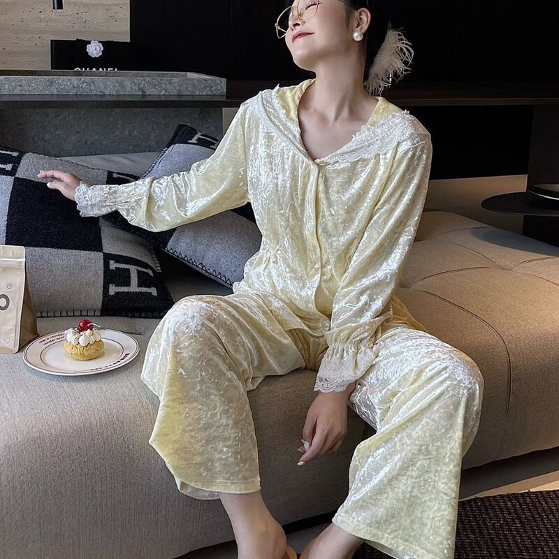 2024 New Casual Shiny Velvet Pajamas for Women with Lapel, Long Sleeves, Loose Fit, Casual Lace Outerwear Loungewear
