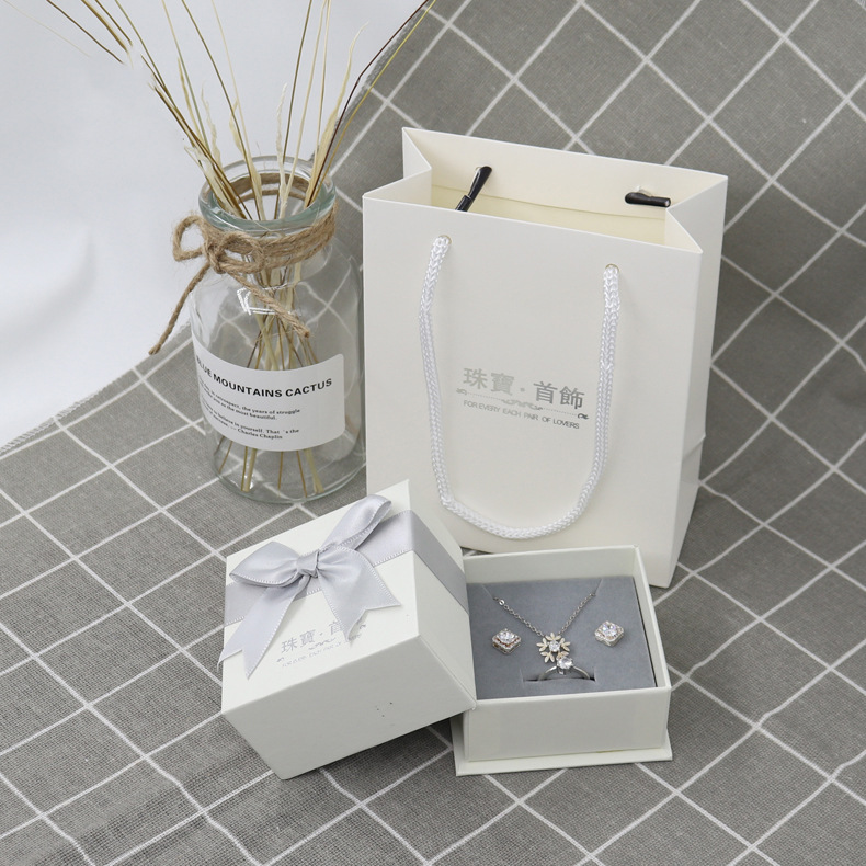 2021新款珠宝首饰包装盒 现货 戒指耳钉项链蝴蝶结礼盒 手链盒