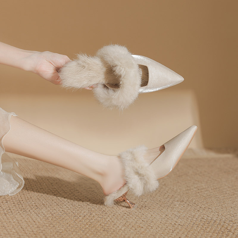 313-7Z75 Autumn and Winter New Style Mao Mao Outer Wearing Warm Pointed High Heel Half Drag High-end Sense Plush Satin High Heels