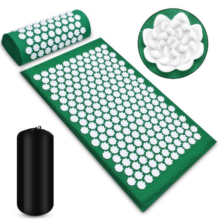 잔디 녹색 천 흰색 버튼