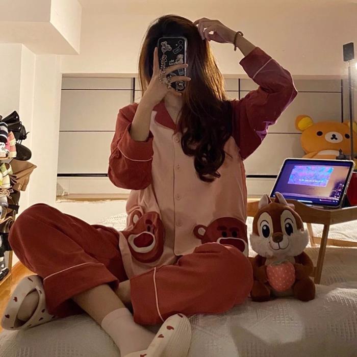 Nuevo Pijama Rojo en línea para mujer fresa oso Doble Bolsillo de dibujos animados para mujer estilo coreano 2022 traje de uso doméstico entrega de una pieza