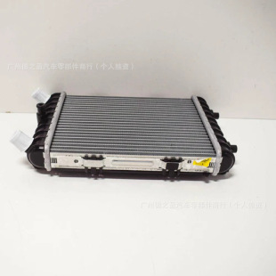 Suitable for Audi Q7/Q8 Turbocharger Water Tank 4M0121212D/4M0121218