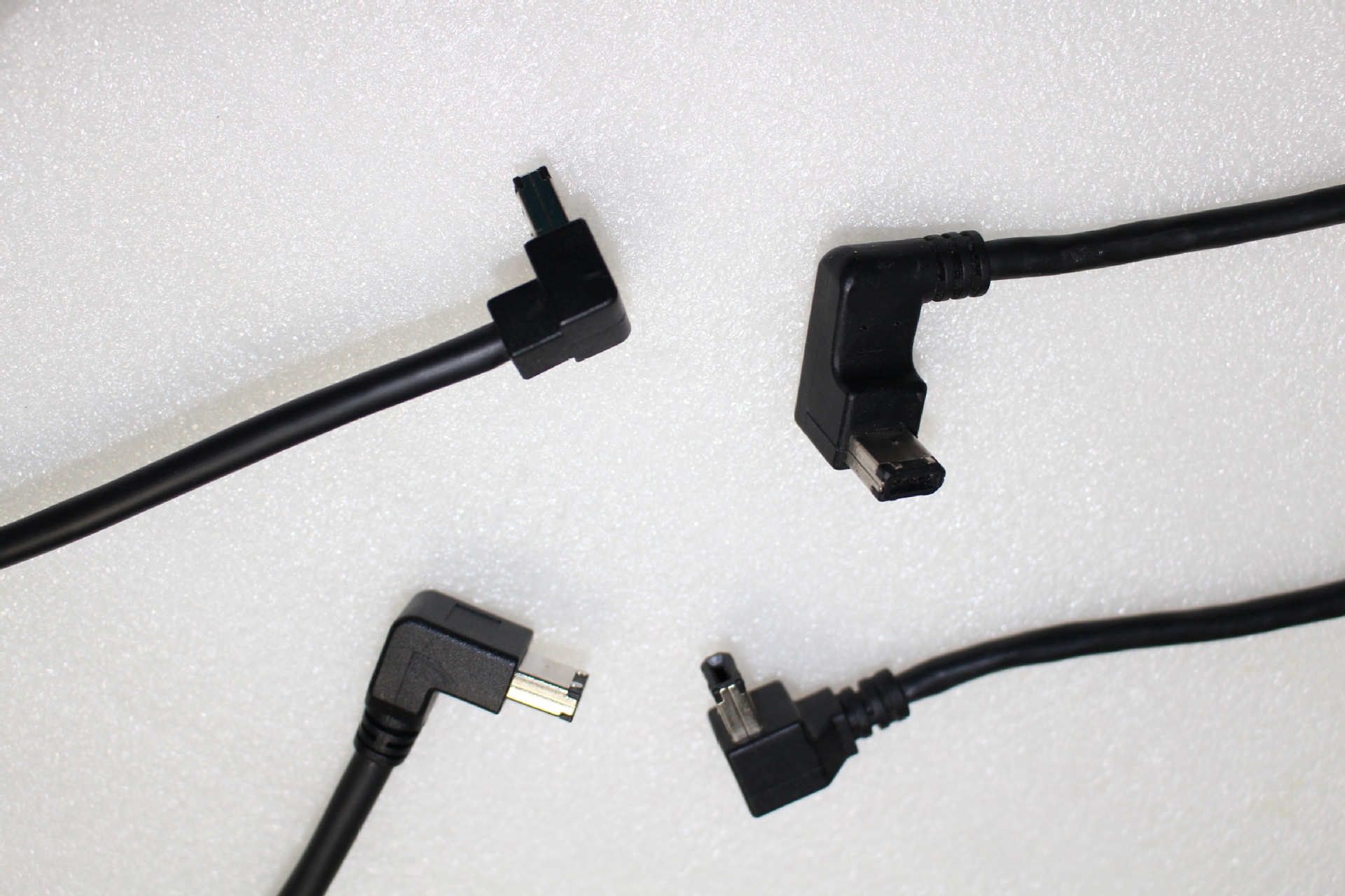 IEEE1394A火线1394数据线4对6P采集卡工业相机摄像机连接线双屏蔽