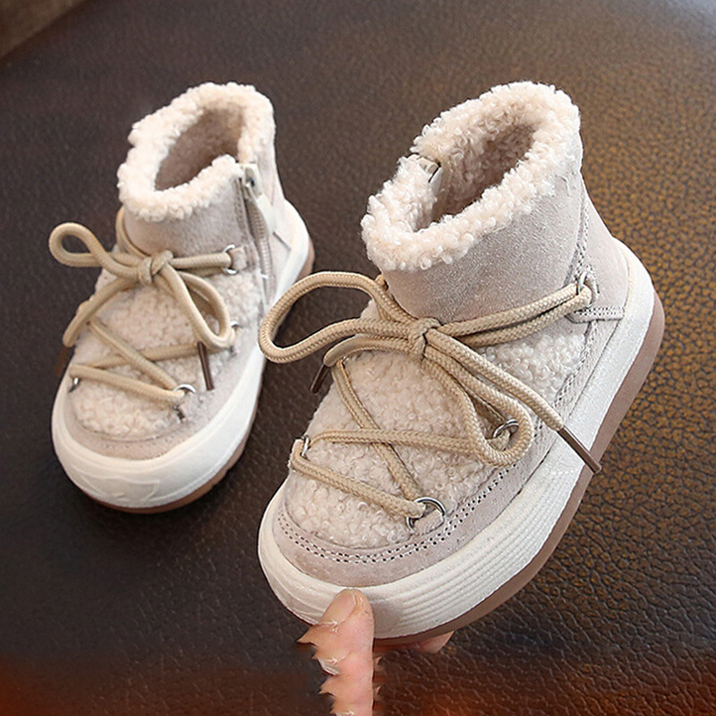 Baby winter shoes for one-year-old children