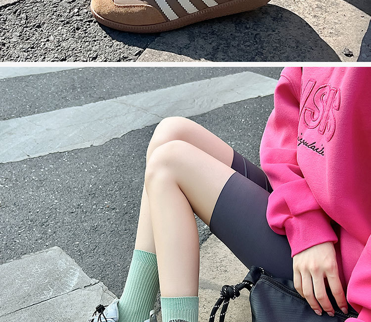 57g Weight Socks Classification Socks Lingerie Type Cotton Fabric Type A Pair Quantity Daily, Shopping Occasion Color Block Pattern All Seasons Season Women's Gender Sweet Style Women's Lady Sweet Color Block Cotton Crew Socks A Pair 1