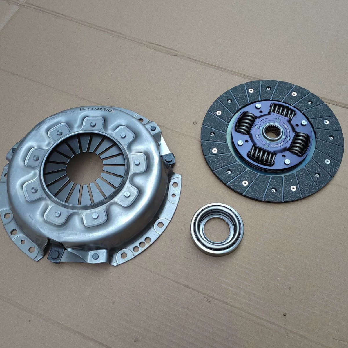 30210-3S300 30100-VJ210 30502-69F10 подходит для аксессуаров Nissan KA24 D22