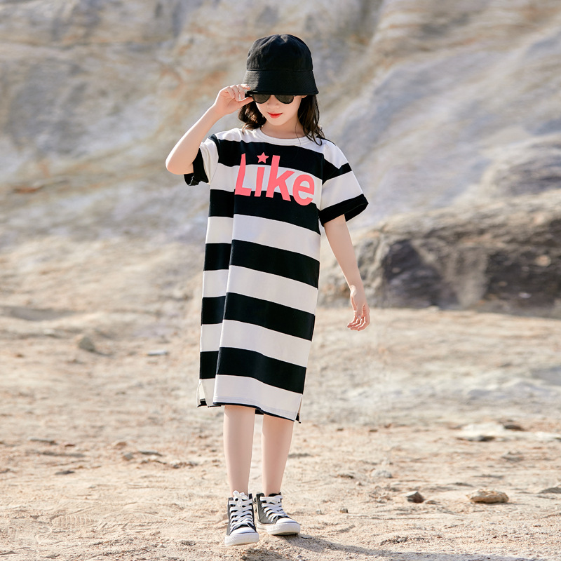 Camiseta de las niñas de manga corta de verano de longitud media estilo occidental a rayas sueltas ropa de verano para niños vestido de moda