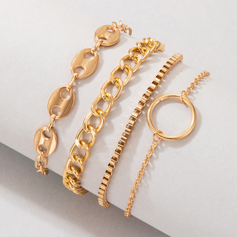 Retro Metal Circle Chain Four-piece Geometric Irregular Bracelet Set display picture 5