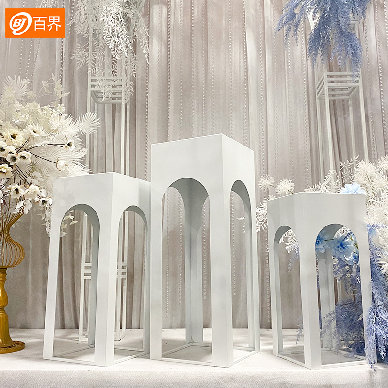 百界婚庆铁艺道具镂空雕塑方柱路引婚礼甜品台创意橱窗装饰摆件台
