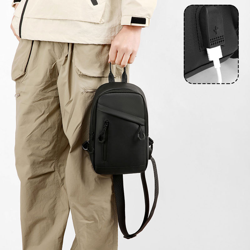Waterproof Chest Bag For Men Lightweight Crossbody Shoulder Pack_voghion.com