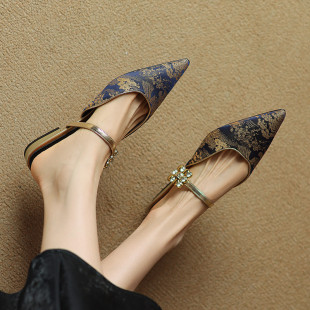 Low-Heeled Pointed Toe Slimming New Chinese Style One-Line Strap Outer Wear Baotou Half-Cup Shoes Women's Summer Sandals