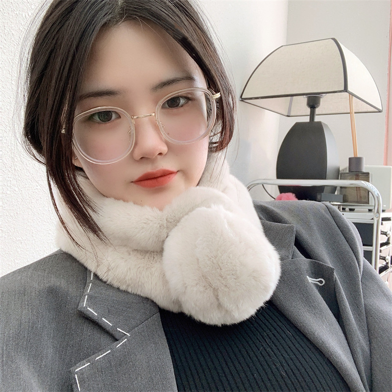 Écharpe en fourrure de renard avec pompons - étole en lapin douce_voghion.com