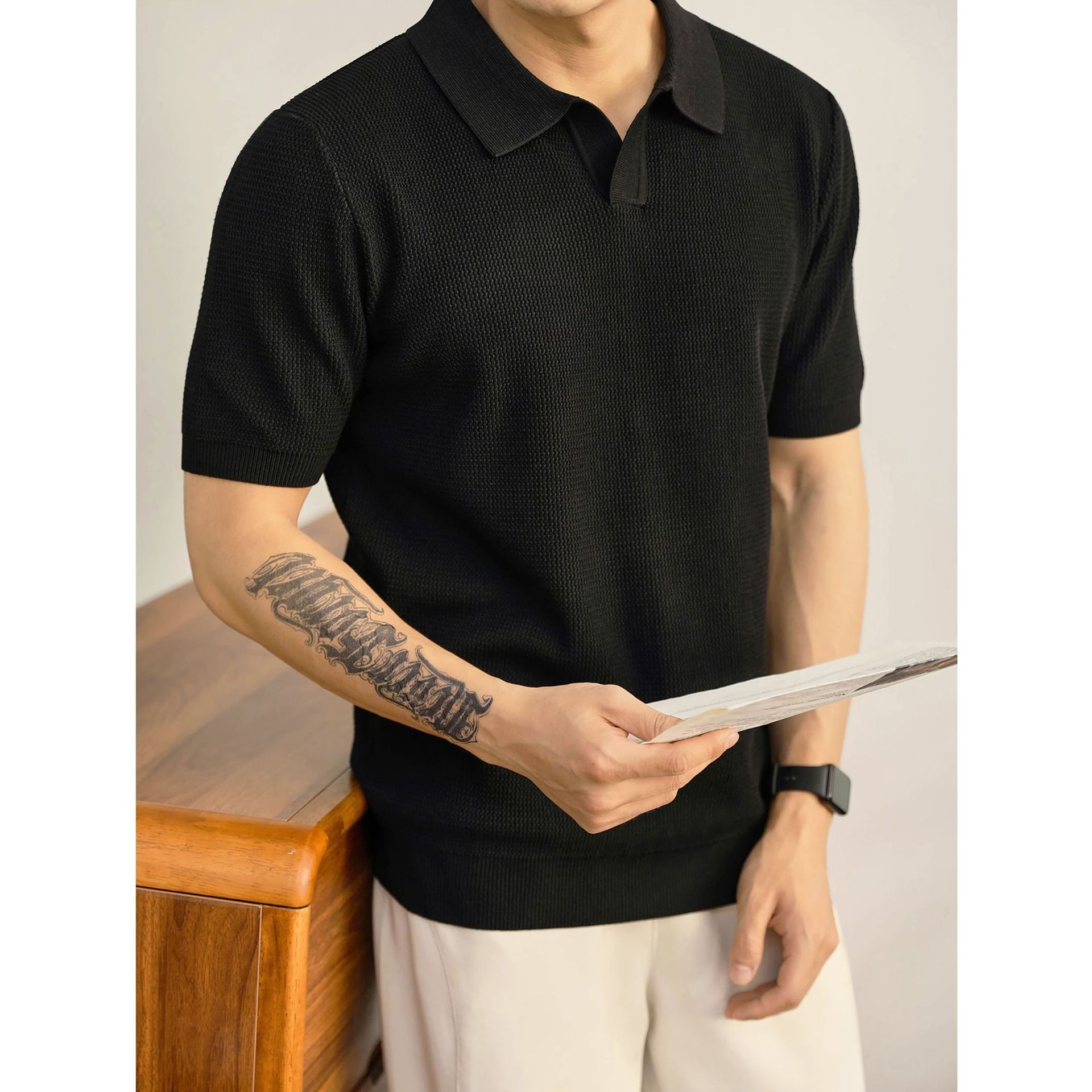 Camisa POLO suéter de manga corta con cuello en V para hombre, cuello de gaviota delgado, camiseta de verano de seda de hielo de negocios británicos, comercio exterior, venta al por mayor transfronteriza