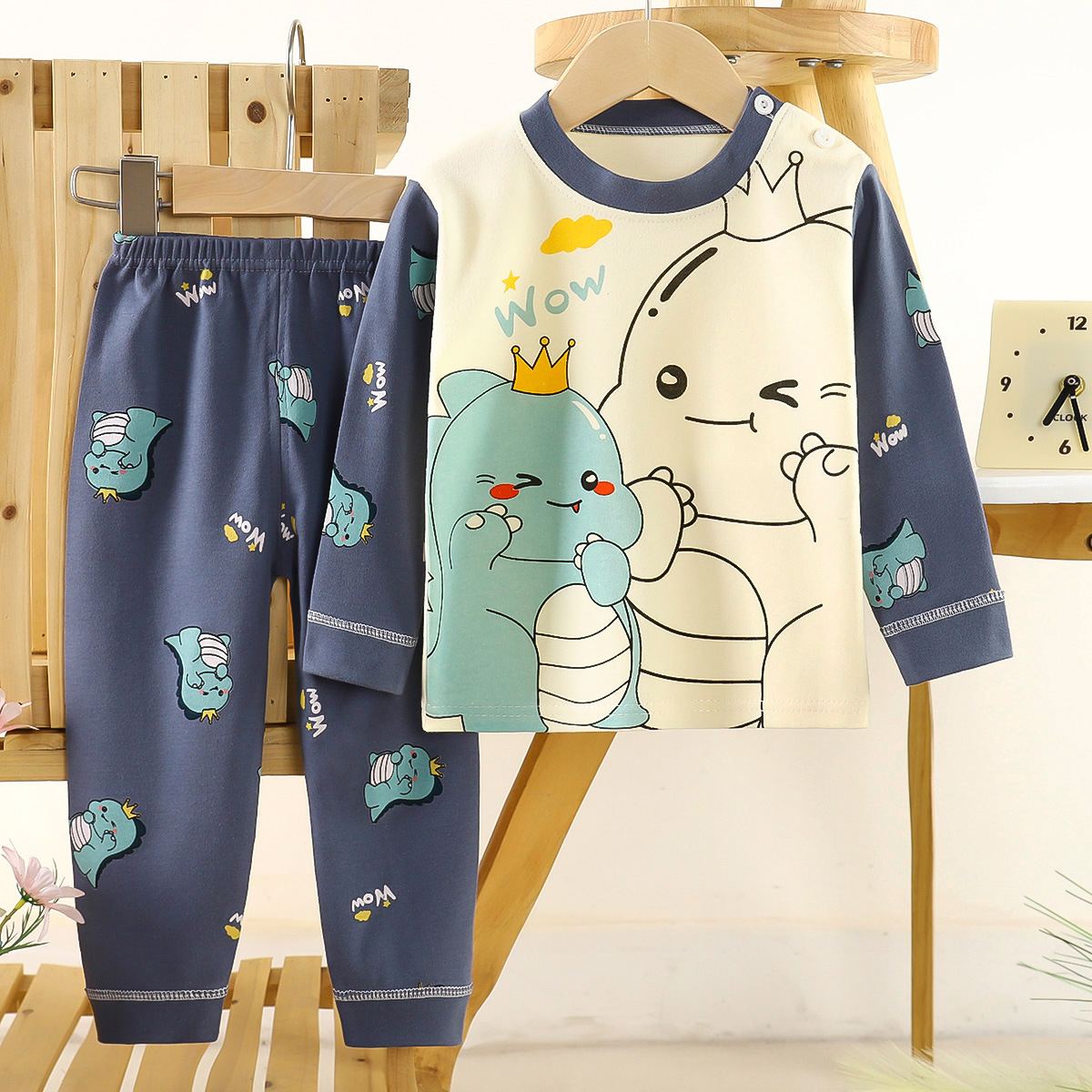 Cotton crown dinosaur